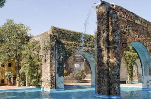 Arquitectura y jardines de Cuernavaca, destino de traslados desde Acapulco