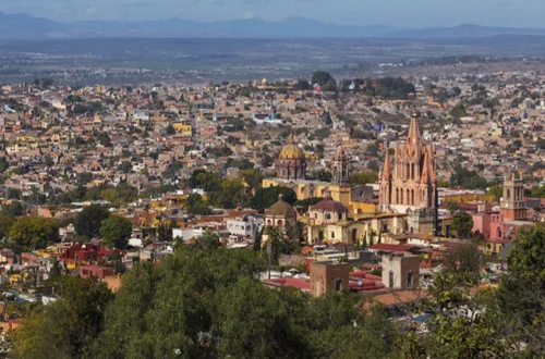Vista panorámica de San Miguel de Allende, destino de traslados